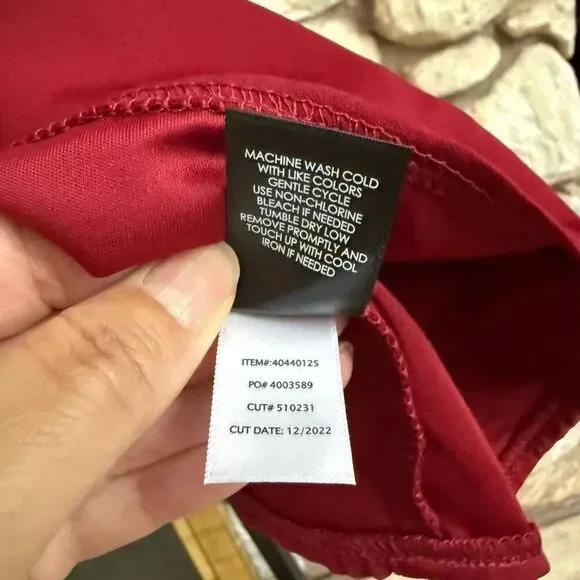 NWT Torrid women’s plus Satin Tie Front Sleeveless Crop Top size 2 - Picture 8 of 11